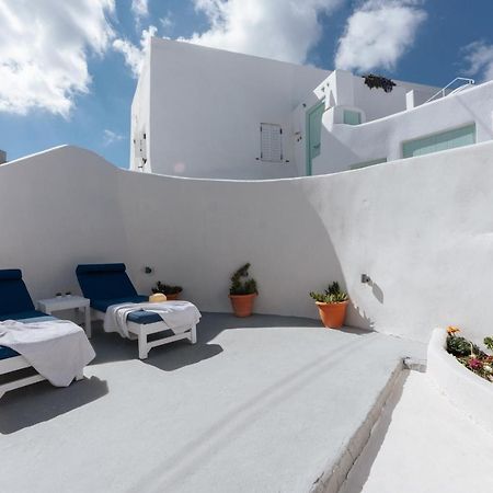 White Swallow Suite Santorini Vourvoúlos 외부 사진